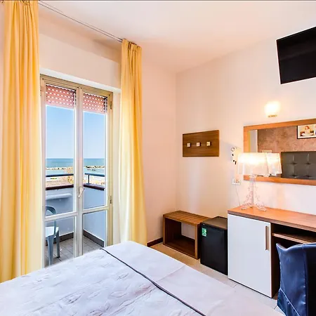 Splendid Szálloda 3*