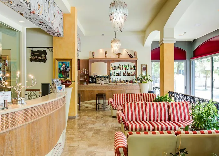 מלון Splendid 3*